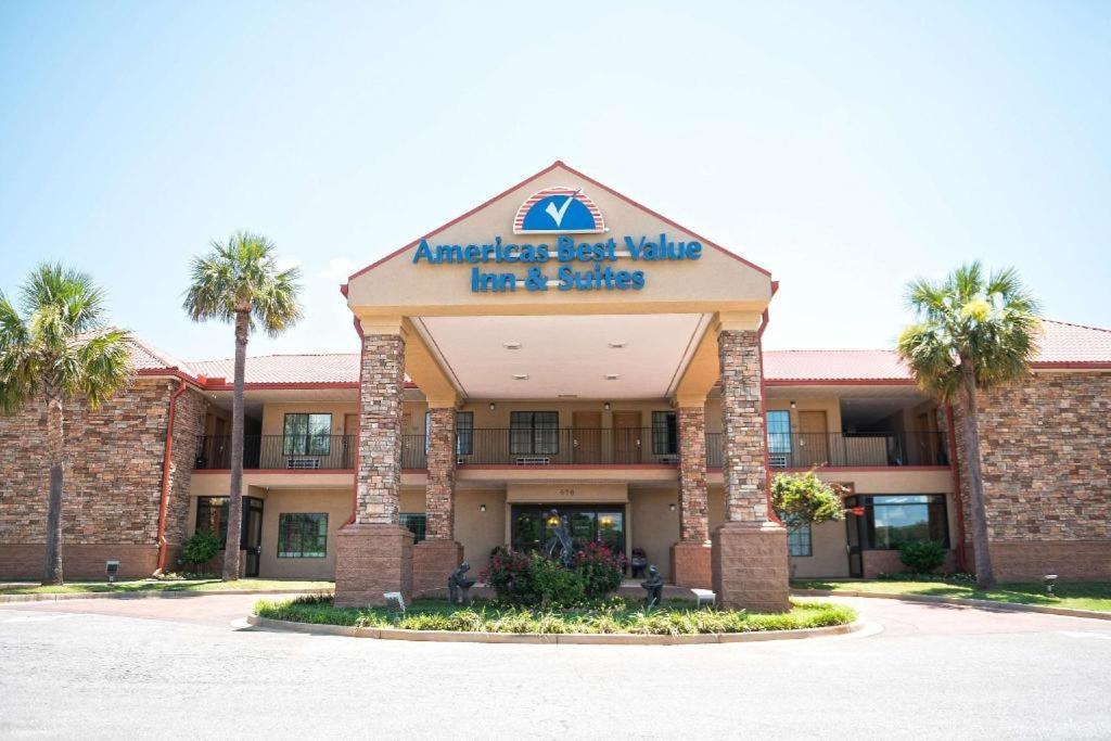 Americas Best Value Inn & Suites-Griffin Dış mekan fotoğraf