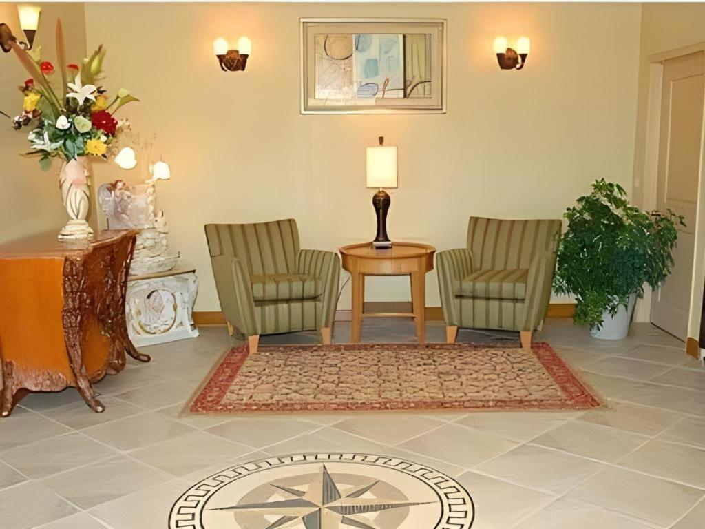 Americas Best Value Inn & Suites-Griffin Dış mekan fotoğraf